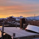 Arctic Lofoten Mini Retreat - Enjoy The Silence! Vakantiehuis *