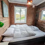 Arctic Lofoten Mini Retreat - Enjoy The Silence! Vakantiehuis Vestvagoy